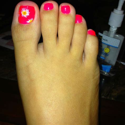 hot pink toes toe nail designs hot pink toes pink toes