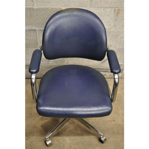 It's a vintage chromcraft office chair i found at the thrift store for under $10.00. Vintage Chromcraft Mid Century Modern Blue Vinyl Rolling ...