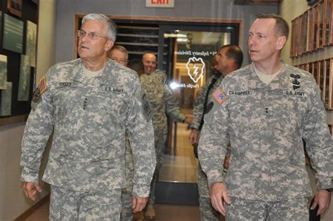 Chief Of Staff Of The Army Reviews 25id Pre Deployment Training