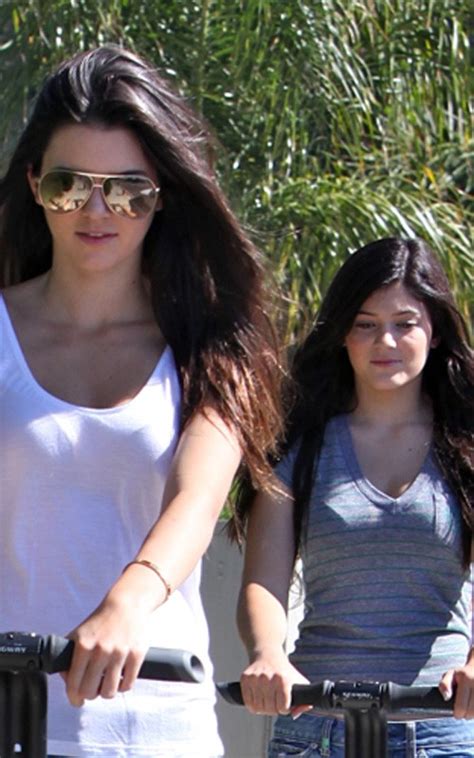 Teencelebbuzz Kendall And Kylie Jenner Los Angeles Ladies