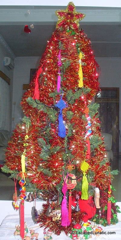 My Chinese Christmas Tree Escaped Lunatic