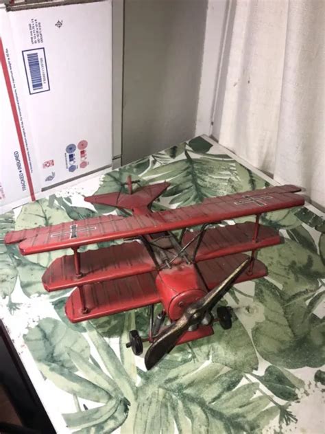 Vintage Tin Metal Red Baron Wwi Propeller Tri Plane Model Airplane 59