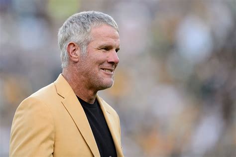Brett Favre Estimates He Suffered Thousands Of Concussions Today Breeze