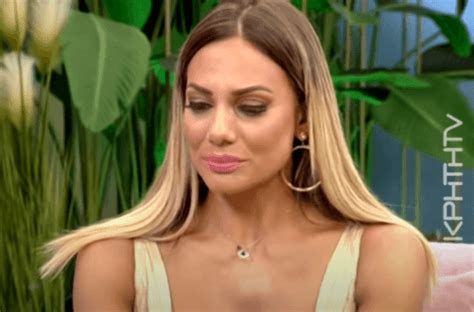 Η γνωστή παρουσιάστρια της κρητη tv και της εκπομπής καλό μεσημέρι ιωάννα μαλέσκου δέχτηκε λίαν τιμητική πρόταση από την τηλεόραση. Κρήτη TV: Φινάλε με δάκρυα για την Ιωάννα Μαλέσκου ...