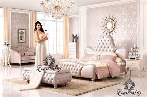 Der optische traum in jedem zimmer! Bett im Barockstil Massivholz Mahagoni Rot | Lionsstar GmbH