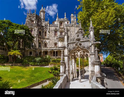Castle Quinta Da Regaleira Sintra Portugal Stock Photo Alamy