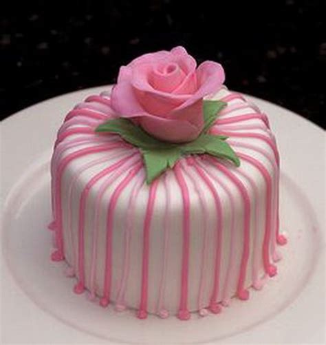 Simple Cake Designs For Women