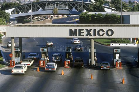 Frontera De Usamexico En San Diego Ca Que Hace Frente A Tijuana Foto
