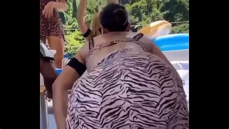 Anitta Dancing Funk With Her Friends On The Island Xxx Mobile Porno Videos And Movies Iporntv