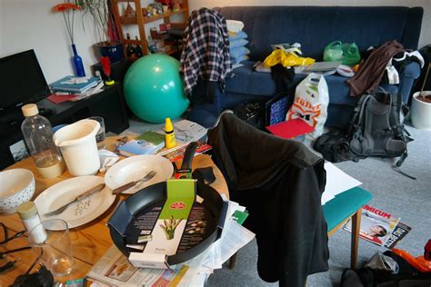 4 Tips For Moving A Messy Room Olde World Movers