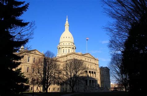 Michigan Legislature 1b Spending Approval Met With Pushback
