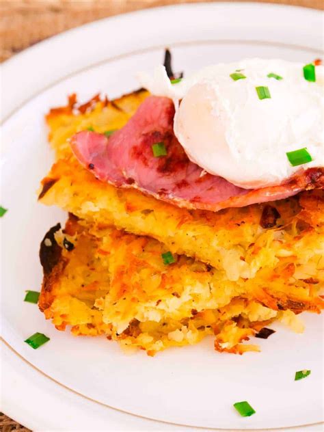 Poached Egg Bacon And Skinny Hash Browns For A Healthy Breakfast In