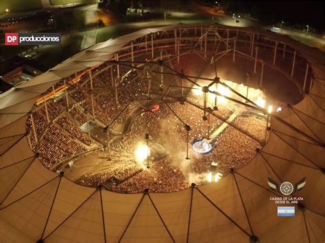 Costruito dal 1997, fu aperto nel 2003. ESTADIO CIUDAD DE LA PLATA | Ciudades, Estadios, Plata