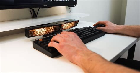 Keyboard Hand Heater Uses Infrared To Keep Your Fingers Toasty