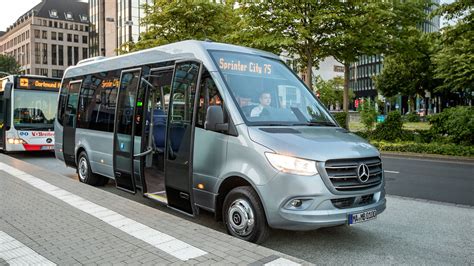 Mercedes Benz Sprinter City 75 Stadtbus Im Sprinter Dress Auto Motor