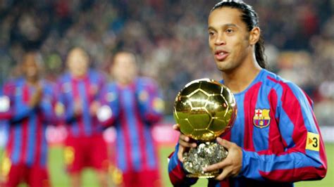 Ronaldinho Wallpapers • TrumpWallpapers