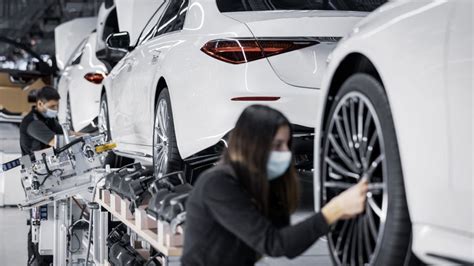 Daimler Setzt E Klasse Fertigung In Sindelfingen Aus Automobilwoche De