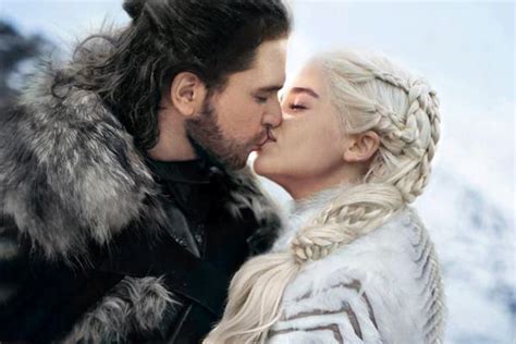 Emmys Comps — Jon And Daenerys Kiss Game Of Thrones