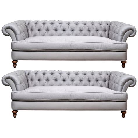 Kostenlose lieferung für viele artikel! Couch Chesterfield Leder Silber / Lyre Chesterfield Two Cushion Sofa Anthropologie : Sofa couch ...