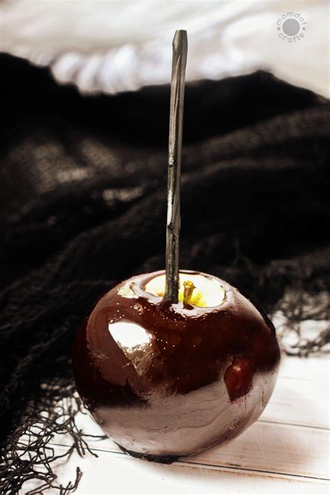 Place the apples in a baking dish, then pour hot water into the dish. How to Make Poison Apples - MomDot