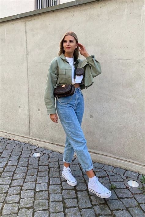 National Blue Jeans Day 5 Trendiest Blue Denim You Must Have In Your