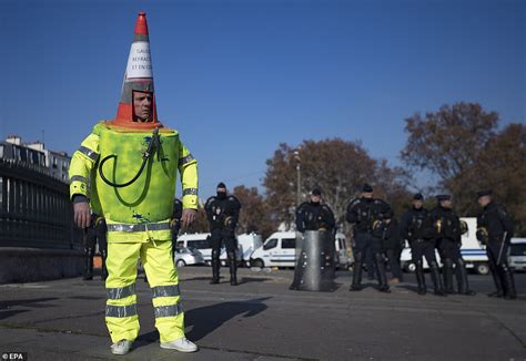 Check spelling or type a new query. Woman dies and 400 injured in protests against Macron's ...