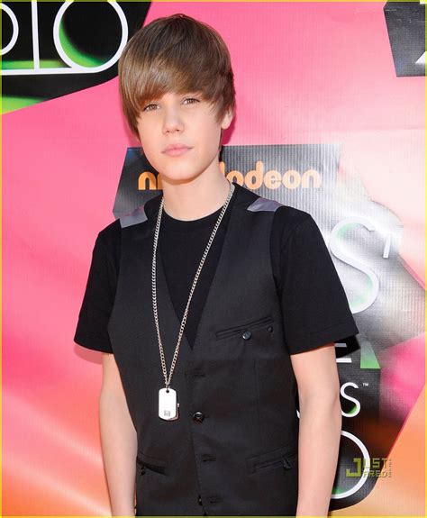 Ohhh ah ohhh ah ohhhh aaahhh you know you love me, i know you care just shout whenever, and i'll be. Jovenes y Famosos: Justin Bieber en los KCA 2010