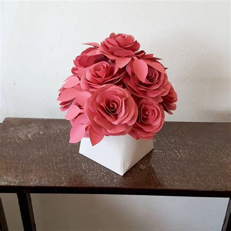 Rosas de papel como fazer e ideias tão lindas quanto as naturais fotos e vídeos