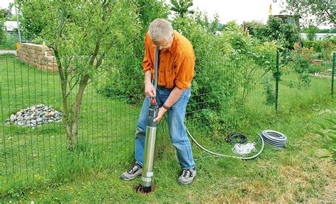 So fördert die pumpe immer das sauberste wasser für ihren garten und die pumpe ist vor verunreinigungen geschützt. Brunnen bohren | selbst.de | Gartenbrunnen, Brunnen garten ...