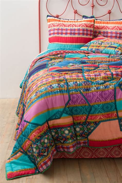 Nip Anthropologie Janna King Quilt 4 Shams Comforter Bedding 5 Pc Set
