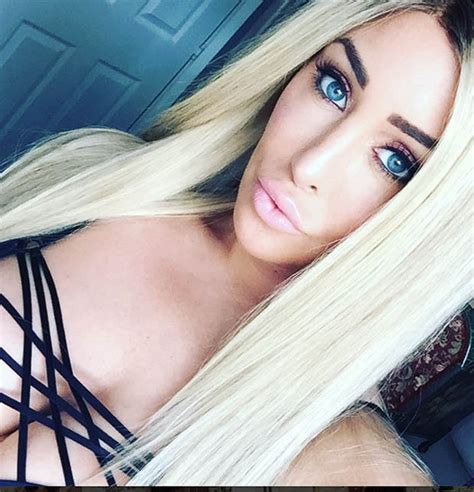 Ex On The Beach Laura Alicia Summers Posts Sexy Selfie On Instagram