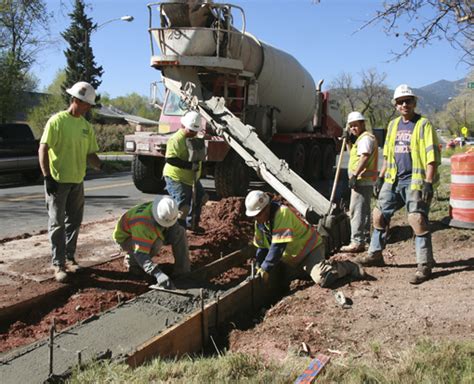 Water Main Replacement Work Along 1½ Miles Of 26th Street Through May