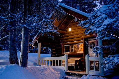 Not just for ski seasons; Places to Elope in the Canadian Rockies
