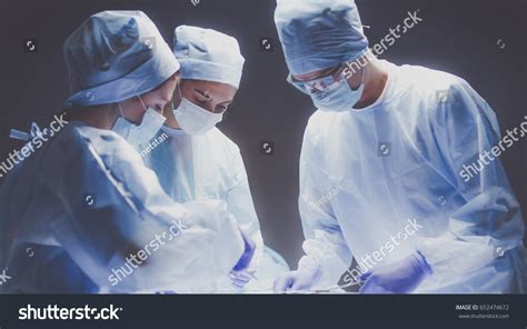 Team Surgeon Work Operating Room Stock Photo 652474672 Shutterstock