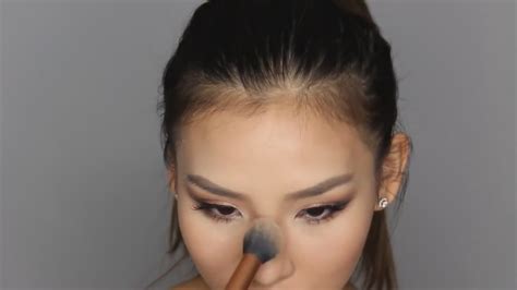 When autocomplete results are available use up and down arrows to review and enter to select. 4 Ways to Hide a Big Nose - wikiHow