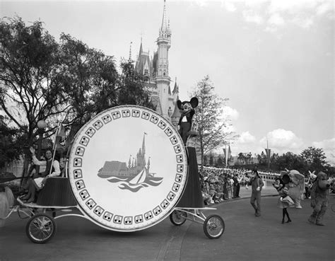 Timekeeping Walt Disney Worlds Opening October 1 December 31 1971