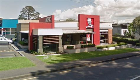 Kfc darvel bay ld darvel bay financial plaza, lahad datu town, sabah, malaysia coordinate: Woman hospitalised after Auckland KFC drive-thru incident ...