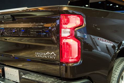 2019 Silverado 1500 To Offer Four Different Tailgates Gm Authority
