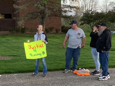 Family Members of Deceased Inmates Want Changes at Jail | Vermilion