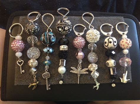 Make Your Own Keychains So Easy Just Buy Strands Of Beads And Key