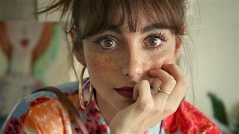 natalia téllez presume su desnudo para una película mexicana encuerada