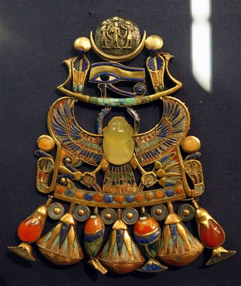 Winged Scarab Pendant Of Tutankhamun This Golden Egypt Museum