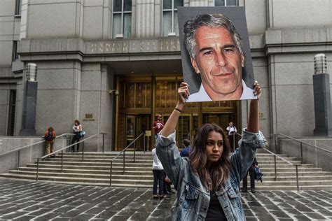 Jeffrey Epstein Dies Of Suicide Ahead Of His Sex Trafficking Trial Vox