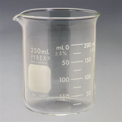Pyrex Glass Griffin Beaker Low Form Measuring 250 Ml Carolina