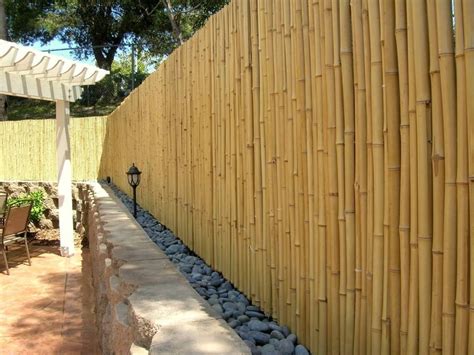Today, homeowners are becoming more and more intentional about the exterior design of. 15 Creative and Inspiring Garden Fence Ideas - Home And ...