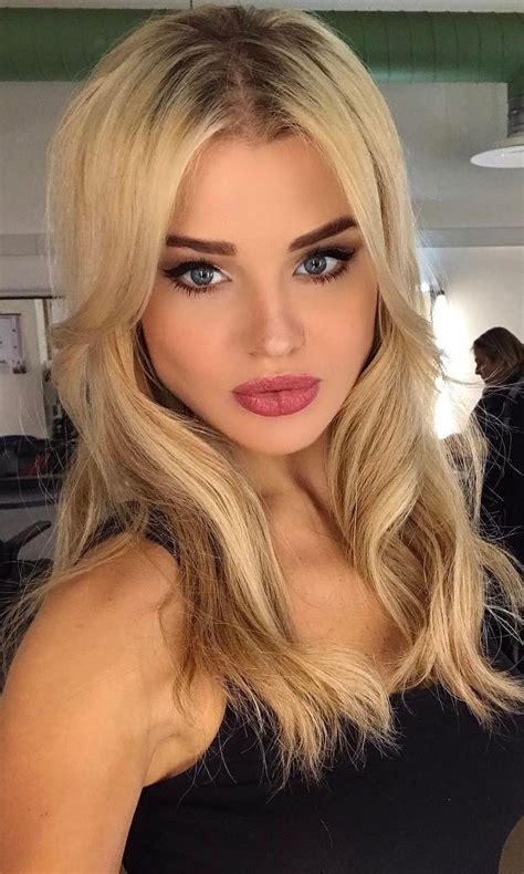 Kseniya Belousova Blonde Beauty Model Beautiful Women