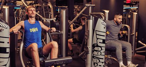 How to Build Your Own Fitness Program in 2023 - Crunch