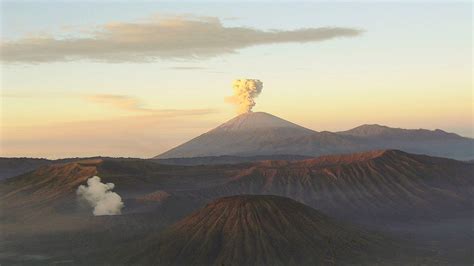 Landscapes Nature Volcanoes Wallpapers Hd Desktop And