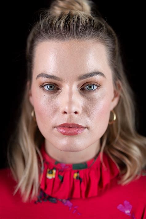 Margot Robbie Buzzfeed Uk January 2019 Photoshoot Celebmafia