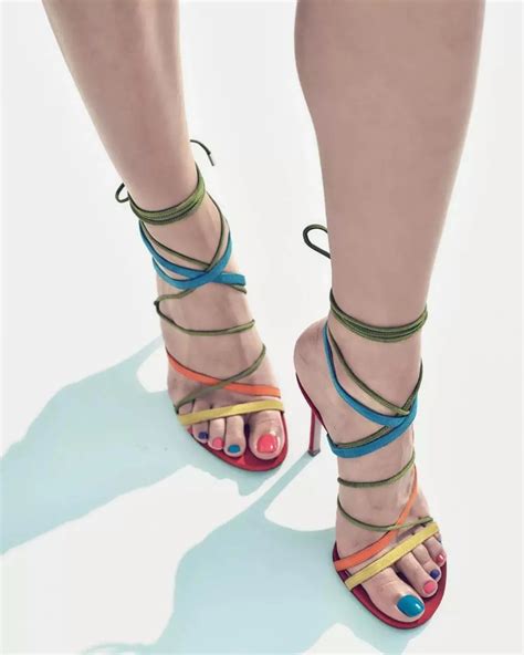 New Fashion Sexy Open Toe Woman Sandal Colorful String Lace Up Thin